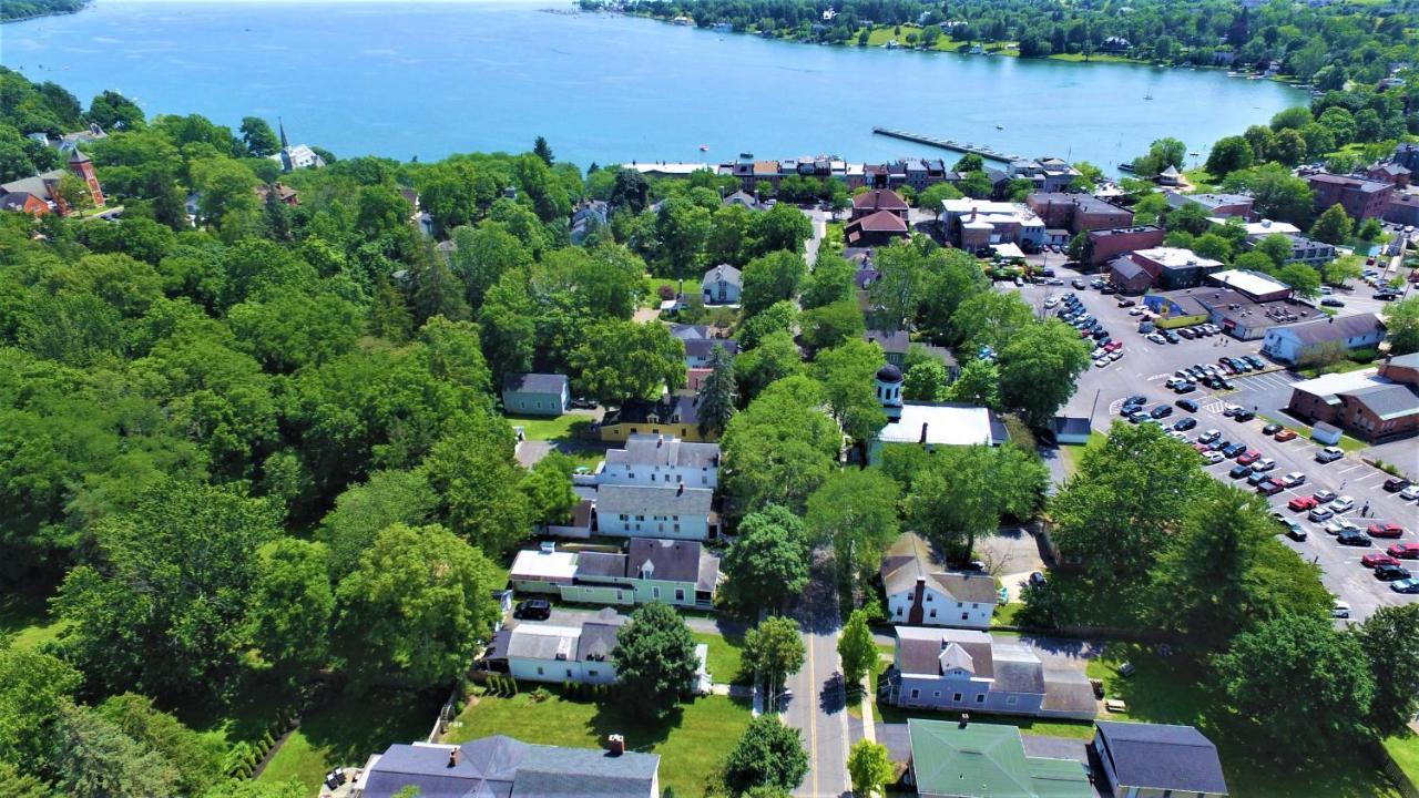 34 State "Historic Luxury Suites" Skaneateles Exterior photo