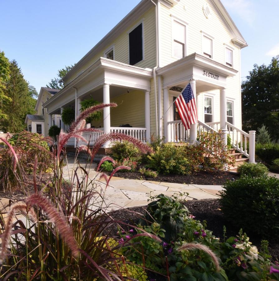 34 State "Historic Luxury Suites" Skaneateles Exterior photo